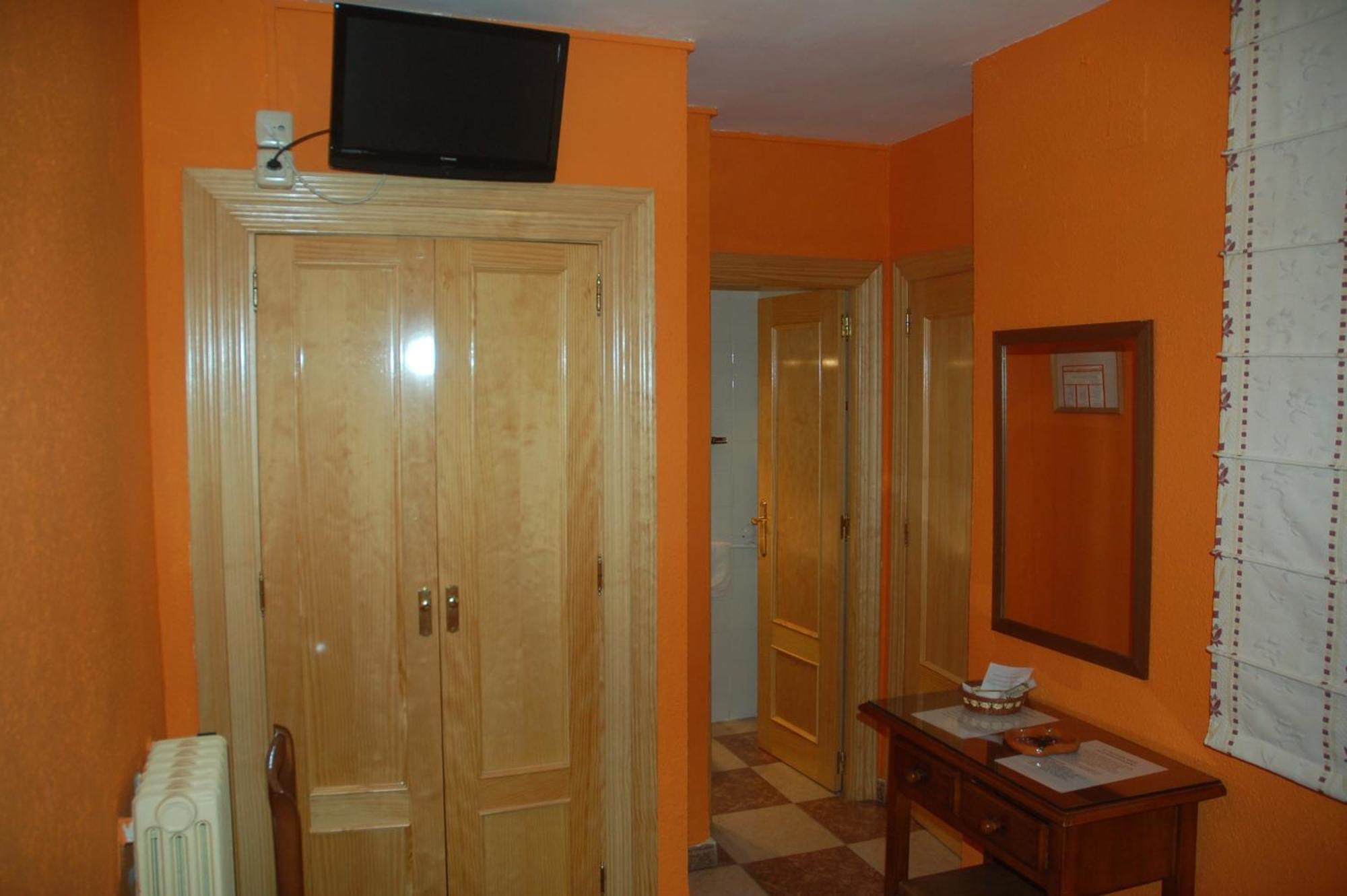 Hostal Residencia Castilla Cuenca  Esterno foto