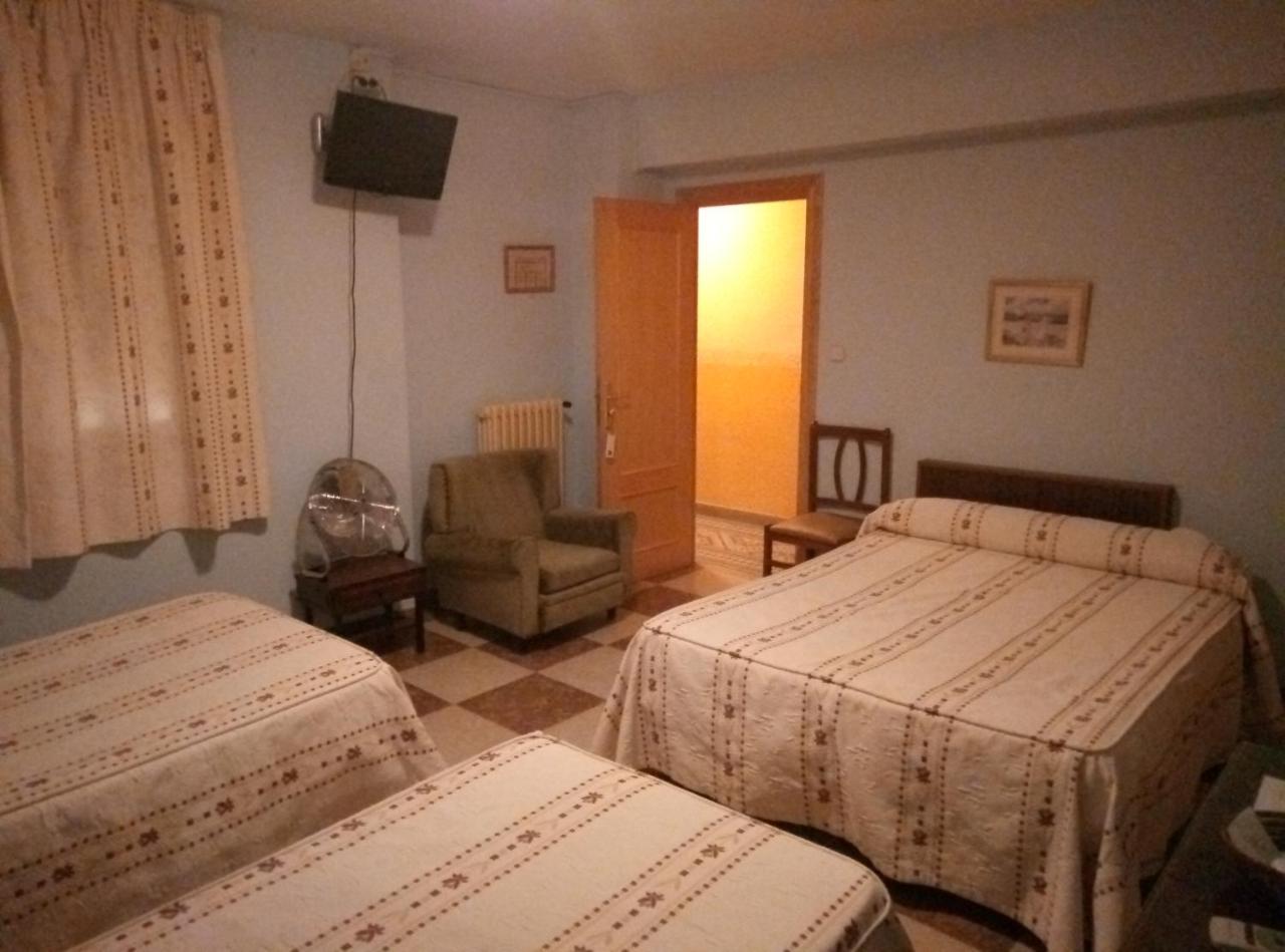 Hostal Residencia Castilla Cuenca  Esterno foto